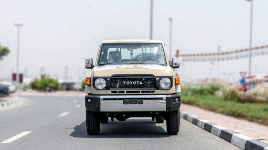 تصویر  تویوتا لندکروز پیکاپ 2026 تیپ LC79 4.0L