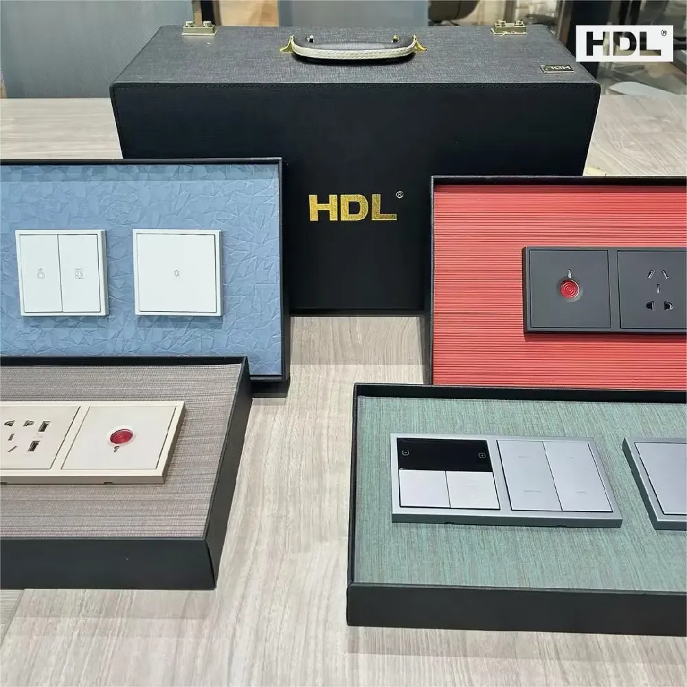 کلید لمسی هوشمند HDL